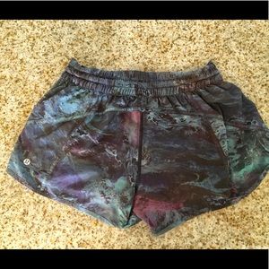 Lululemon Tracker Shorts Size 12